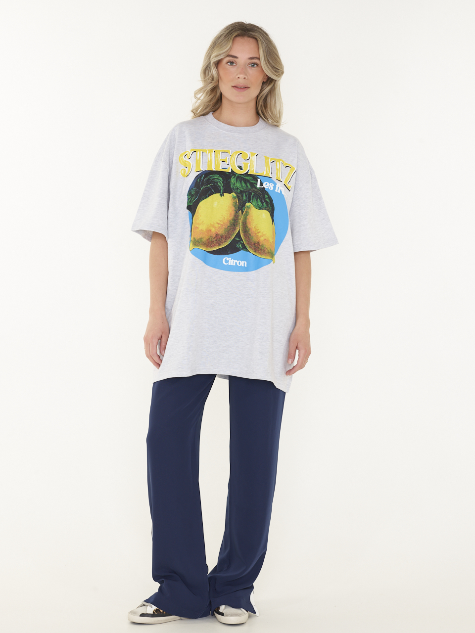 T-SHIRT CELIE OVERSIZED