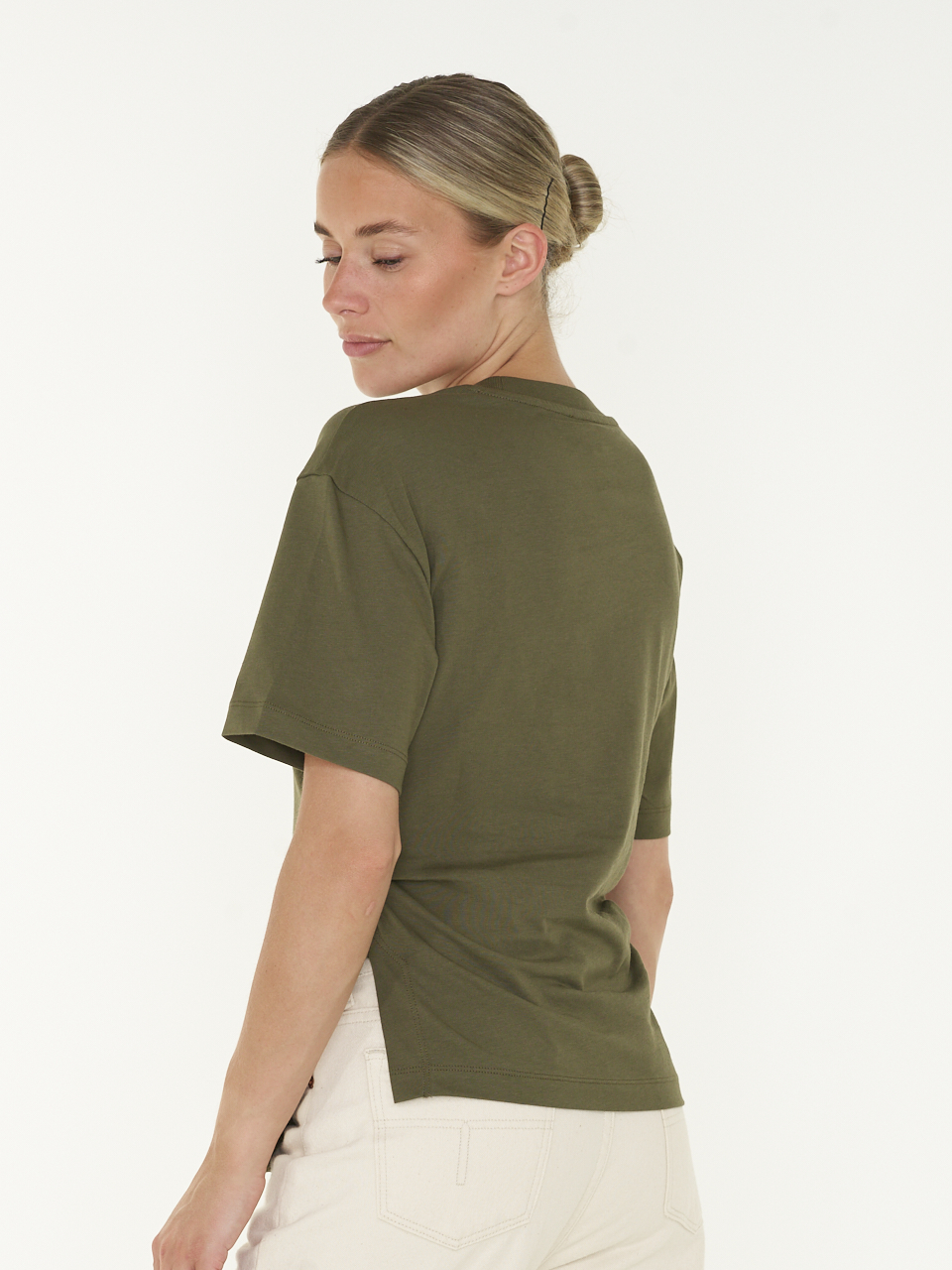 T-SHIRT DRAPED