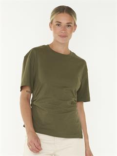 T-SHIRT DRAPED