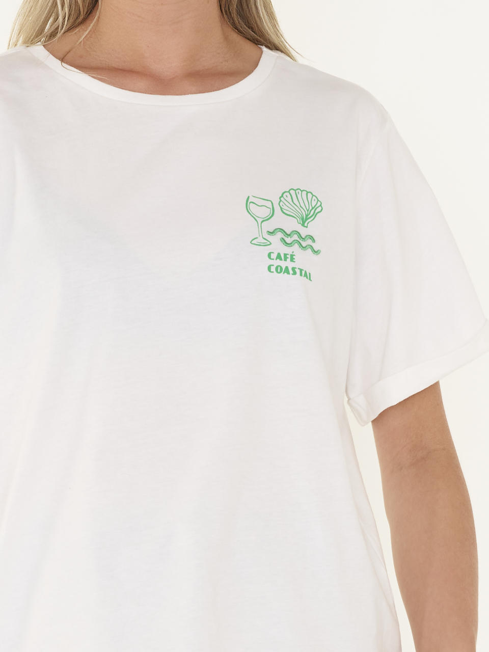 T-SHIRT GRAPHIC ROLL UP SLEEVE
