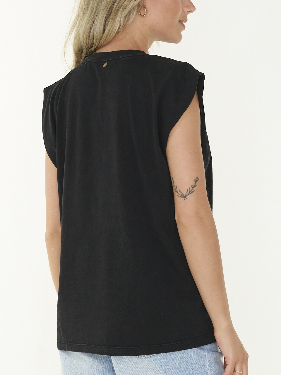 T-SHIRT LACY