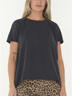 T-SHIRT OVERLAY