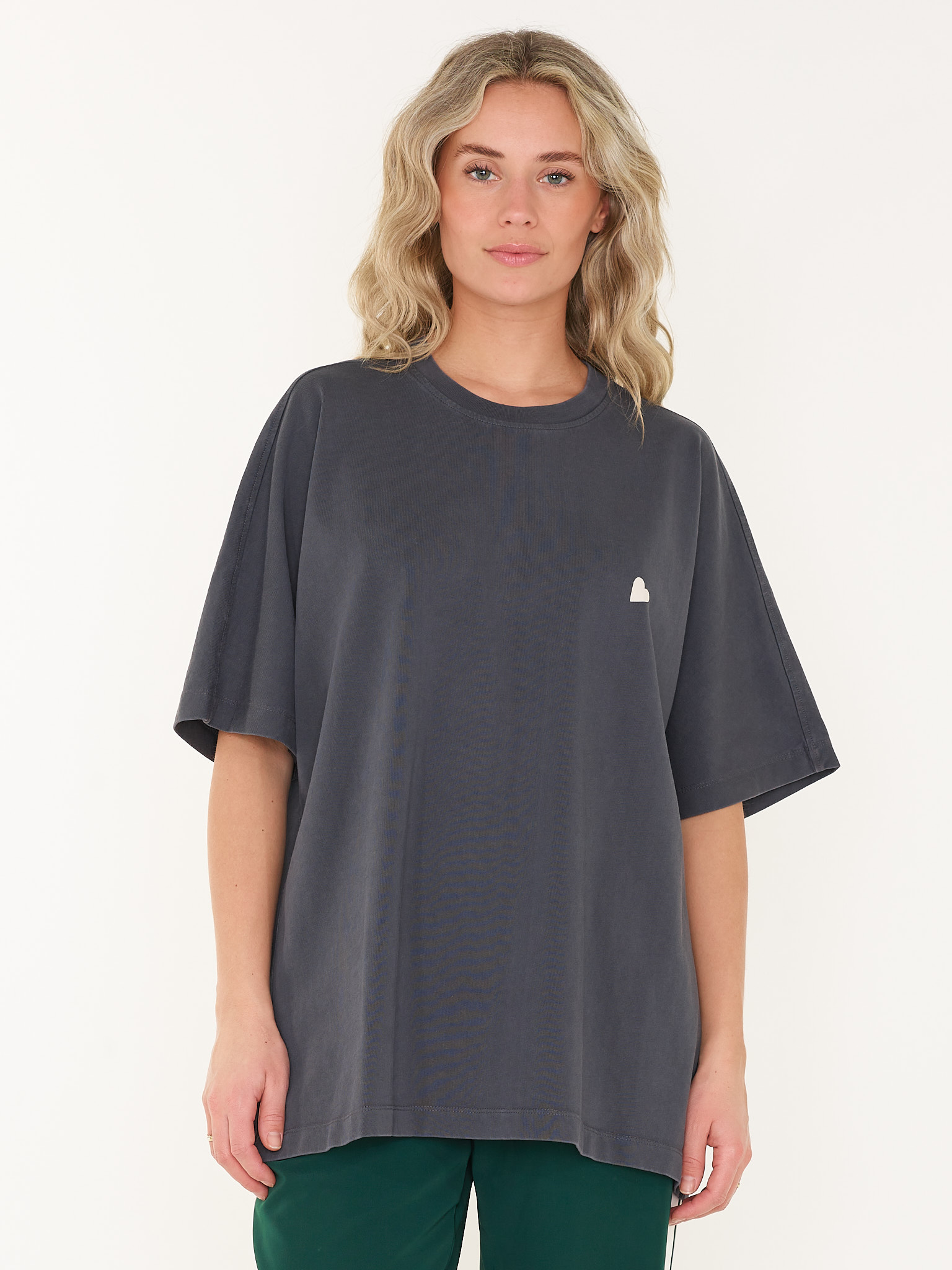 T-SHIRT OVERSIZED GRAPHIC