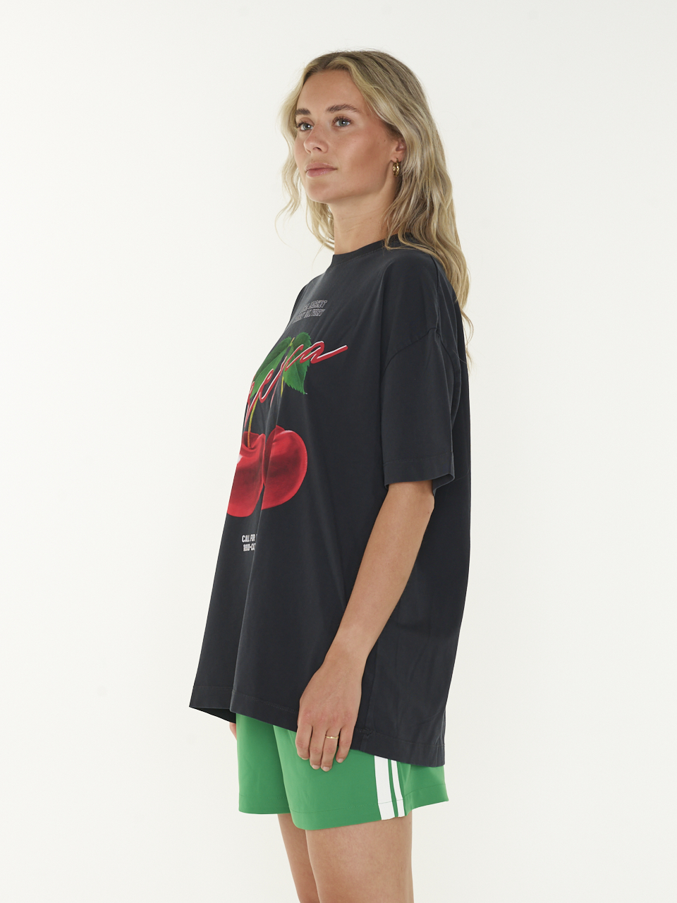 T-SHIRT OVERSIZED GRAPHIC