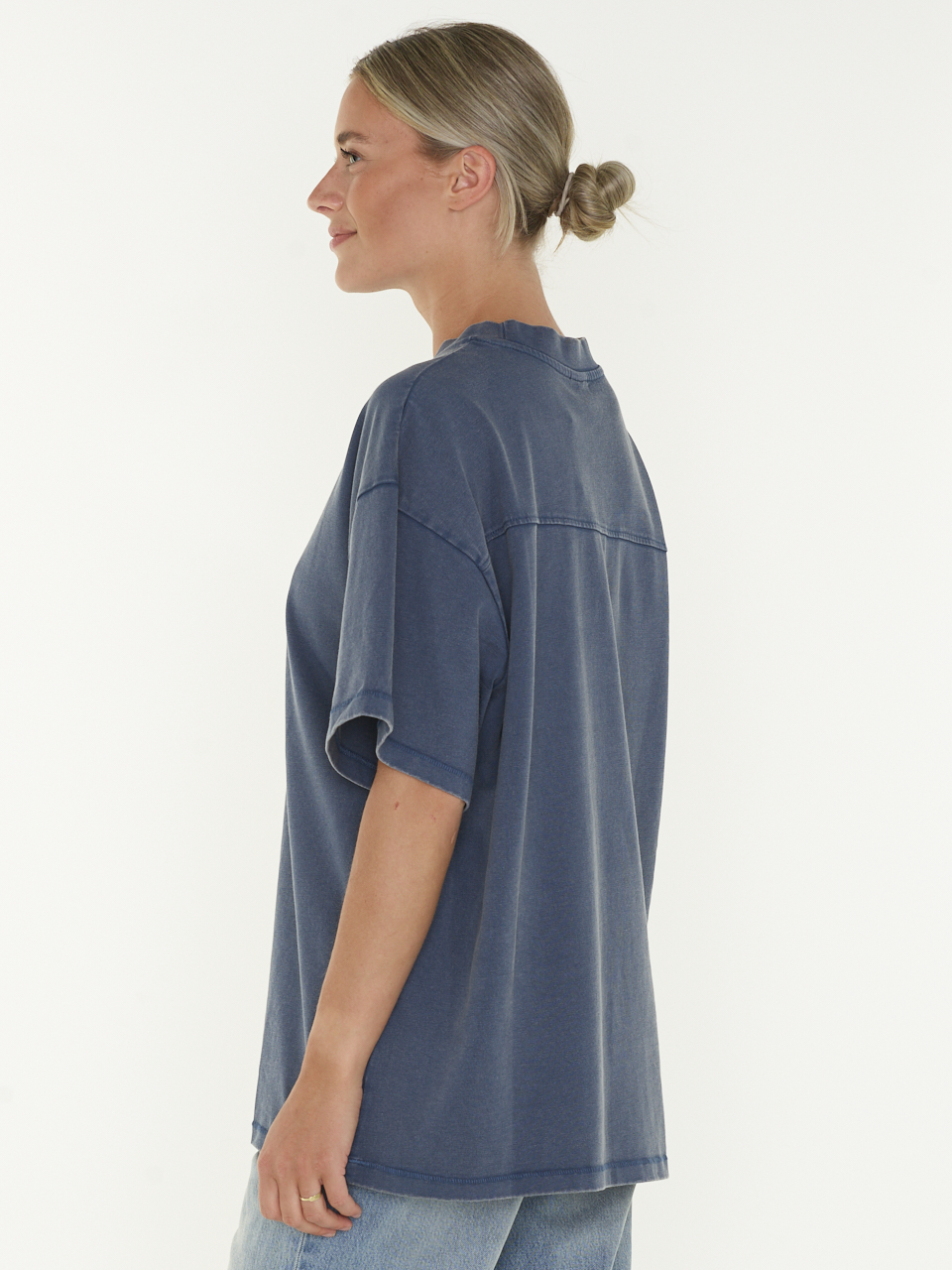 T-SHIRT STAFF BOXY