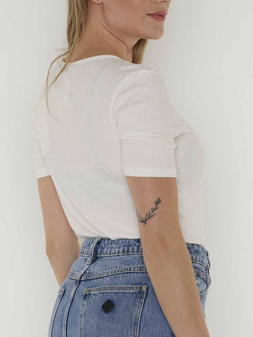 TEE LUNA