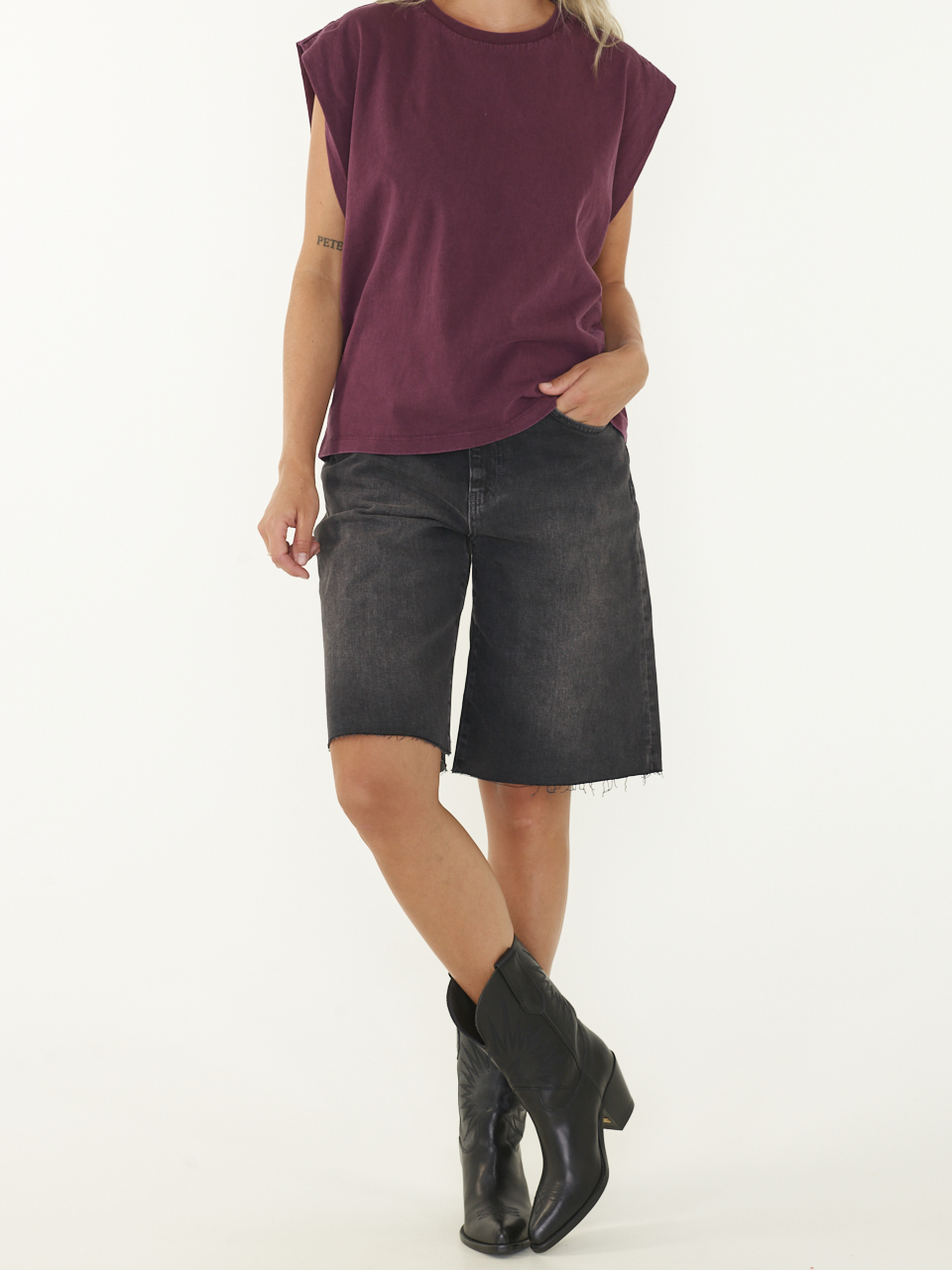 TOP FOLDED SHOULDER