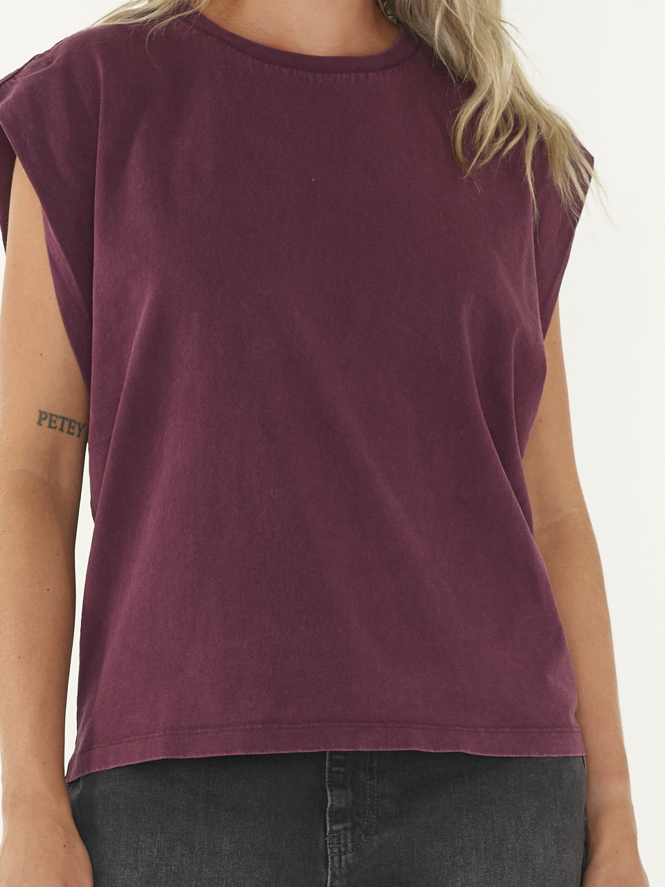 TOP FOLDED SHOULDER