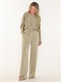 TOP ROCCO SATIN BUTTON DETAIL