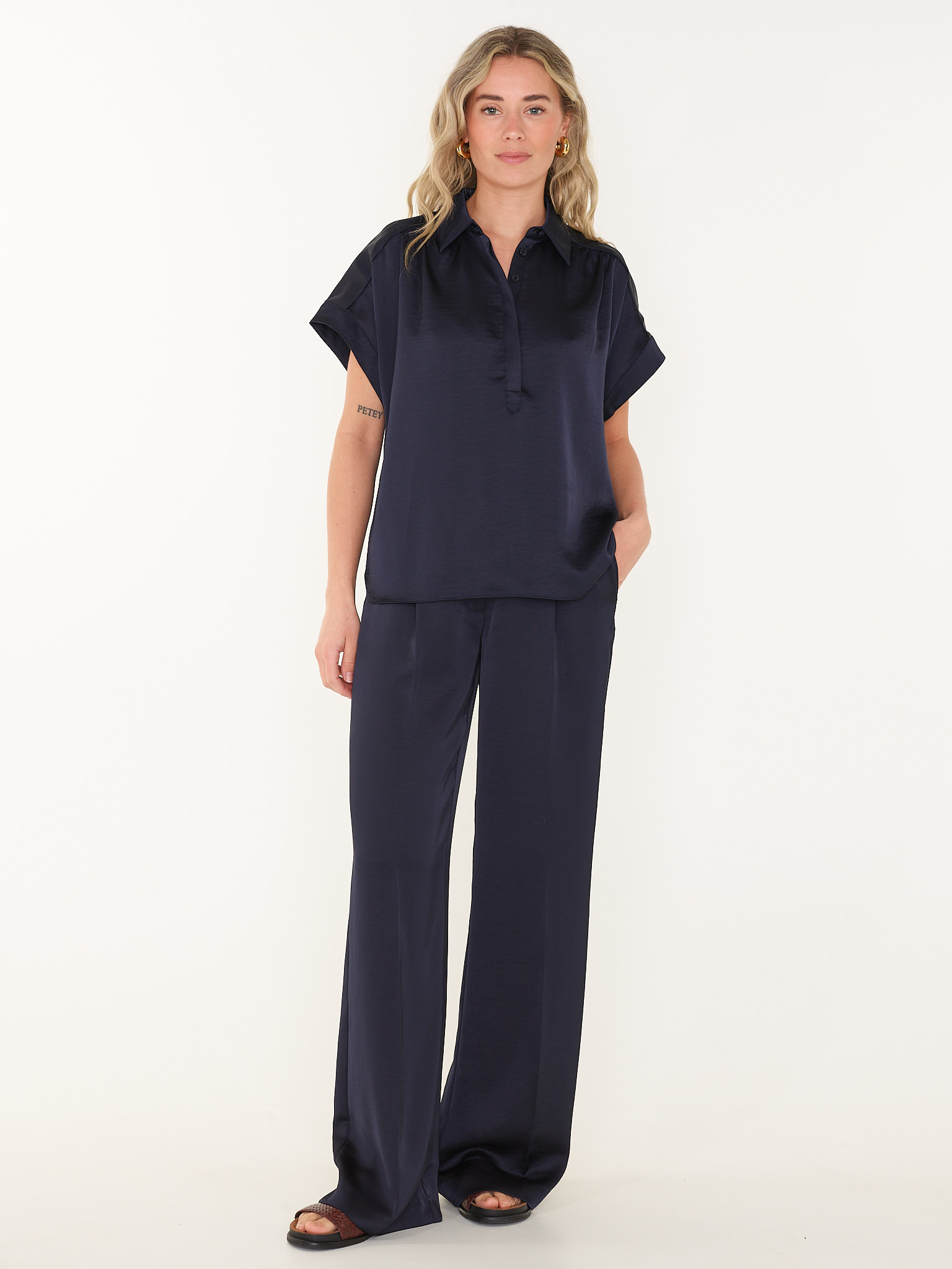 TOP ZELENA SLOUCHY FIT