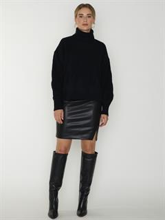 TRUI D6TOKYO TURTLE NECK