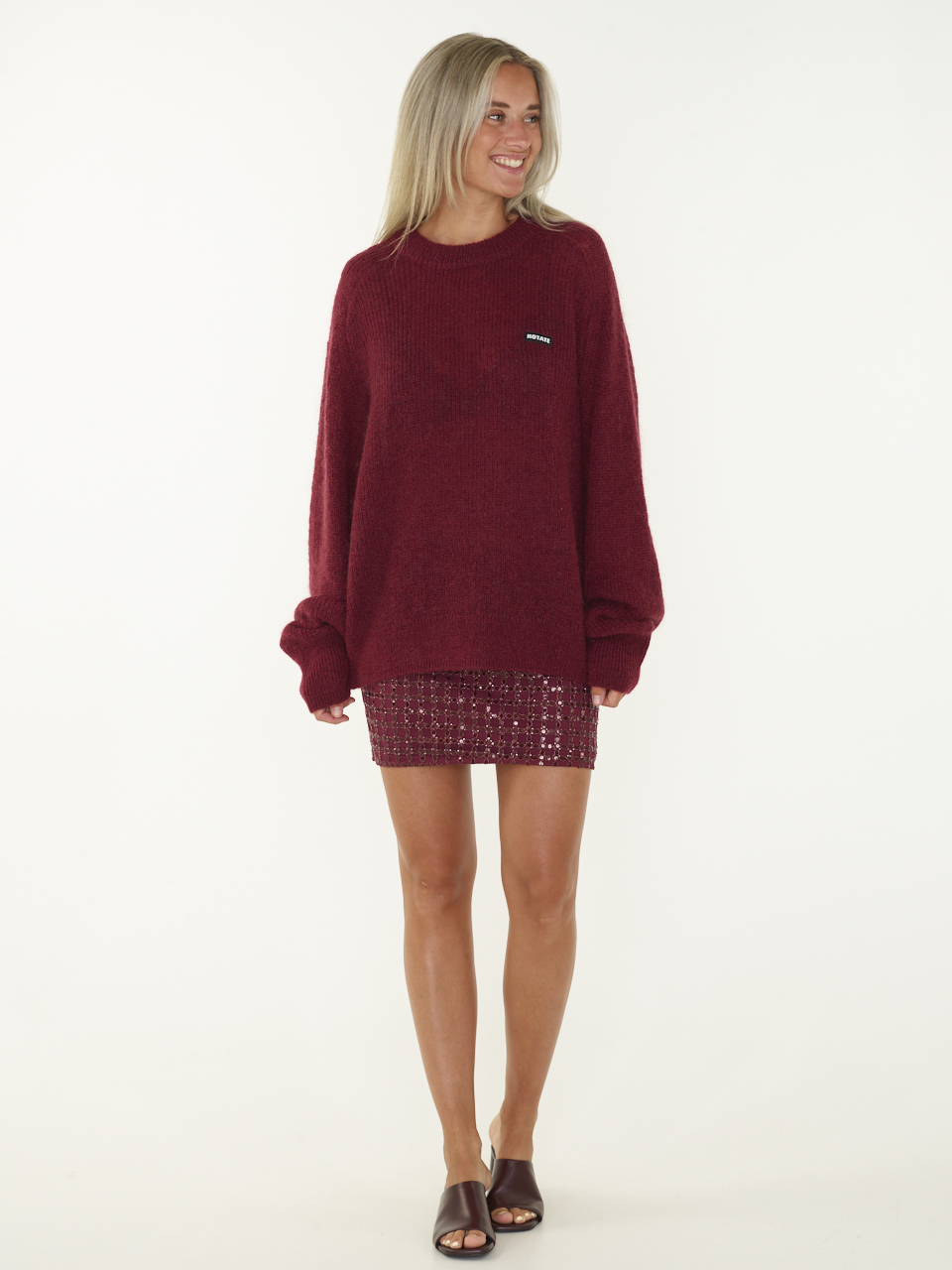 TRUI LIGHT KNIT LOGO