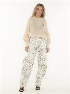 TRUI LIGHT KNIT LOGO