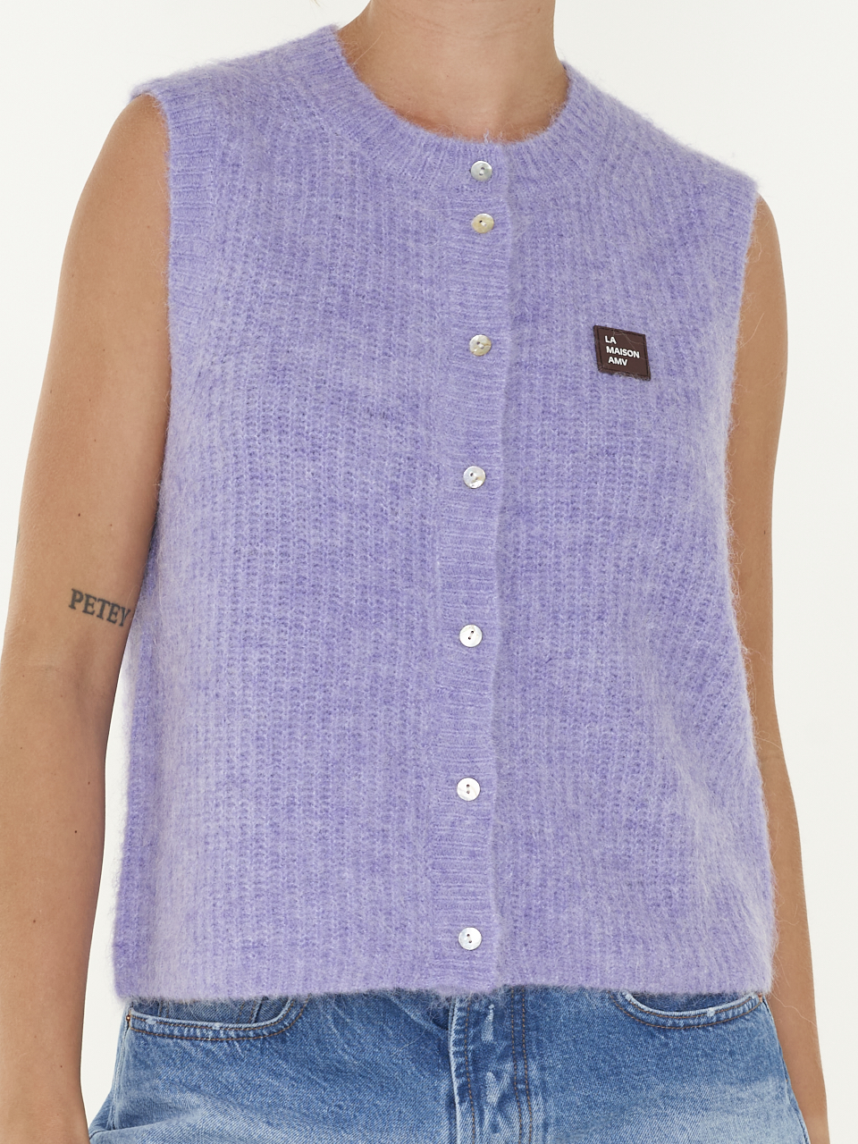 VEST EAST